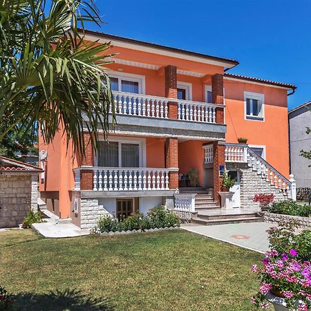 2 Bedroom Lovely Apartment In Labin Labin  Esterno foto